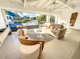 Acacia Tropical, luxurious Duplex, walkable beach