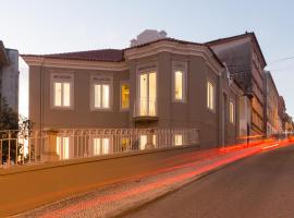 Vila Julieta Guesthouse，位于科英布拉Igreja e Mosteiro da Santa Cruz附近的酒店