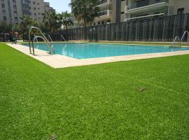 Piso nuevo con piscina cerca de parque las familias y playa de Almeria，位于阿尔么丽亚的公寓