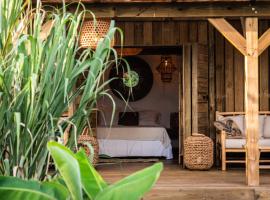 Ecolodge Anacardier - cabanon luxe pleine nature，位于圣弗朗索瓦的酒店
