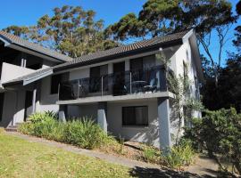 Beachfront Unit - Belle Escapes Jervis Bay，位于文森提亚的酒店