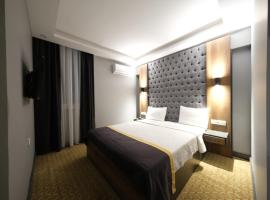 Eniza Hotel，位于梅尔辛的酒店