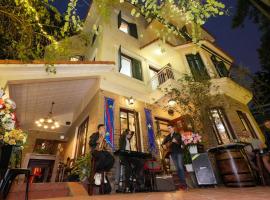 Musketeers Guest House，位于河内Trinh Cong Son Walking Street附近的酒店