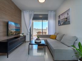 Melony Apartments Yam Suf Street，位于埃拉特的海滩酒店