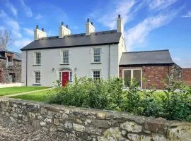 The Farmhouse at Corrstown Village