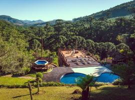 Fazenda Hotel Itapuá，位于蒙特韦尔迪的乡间豪华旅馆