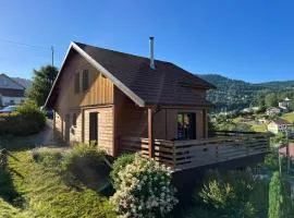 Chalet Casa de Monzel with 6-Person Jacuzzi & Panoramic View