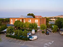 Hotel La Colina，位于杰里亚的酒店