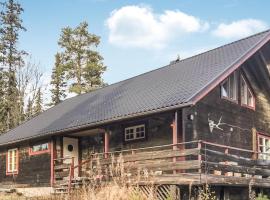 Cozy Home In Särna With Kitchen，位于Fjätervålen的酒店