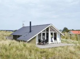 Stunning Home In Hvide Sande With Wifi