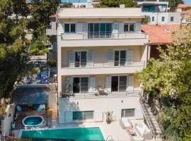 Stunning Home In Split With Sauna, Wifi And Outdoor Swimming Pool