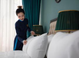 Madelise Palace Hotel & Spa，位于河内Hanoi Backpacker Quarter的酒店