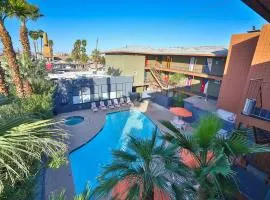 Motel 6 - Las Vegas, NV – Downtown Fremont St Experience