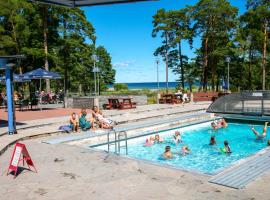 阿米尼弗里提德与哈弗巴德度假酒店，位于阿米涅的山林小屋