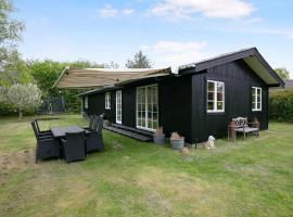 Lovely Cottage For Family With Children And Friends，位于Kirke-Hyllinge的酒店