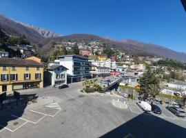 Fidanza 2 in center of Brissago，位于布里萨戈的酒店