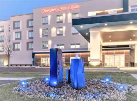 Hampton Inn & Suites Cincinnati West, Oh，位于Dent的酒店