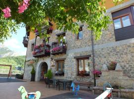 HOTEL RURAL EL SABINAR，位于Crémenes的酒店