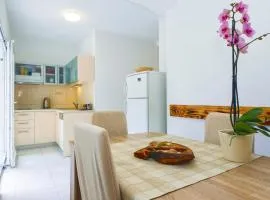 Amazing Home In Omis With Wifi