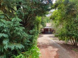 Rustic Queen of Leura，位于卢拉的酒店