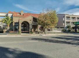 La Quinta by Wyndham San Francisco Airport West Millbrae FREE AIRPORT SHUTTLE，位于米尔布雷的酒店