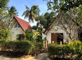 Blue Beach Resort，位于Baanphakrimlay 的住宿加早餐旅馆