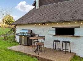 Cozy Home In Saint-Brice-De-Landell