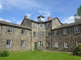 Llanfyllin Workhouse - Y Dolydd，位于Llanfyllin的青旅