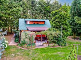 1 Bedroom Amazing Home In Policko，位于Luboradz的酒店