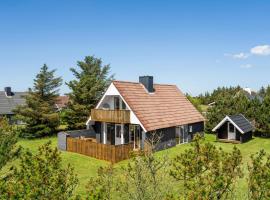 Awesome Home In Thisted With Kitchen，位于齐斯泰兹的酒店