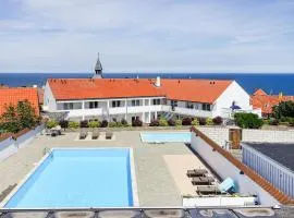 Stunning Apartment In Gudhjem With Outdoor Swimming Pool