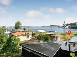 2 Bedroom Nice Home In Aabenraa