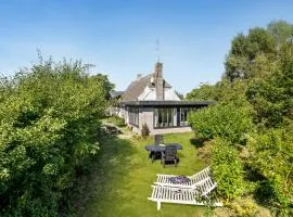 Awesome Home In Rødby With Kitchen