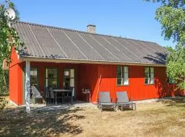 Beautiful Home In Aakirkeby With 3 Bedrooms And Wifi
