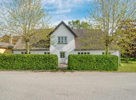 Cozy Home In Rudk&oslash;bing With Wifi，位于鲁德克丙的宠物友好酒店