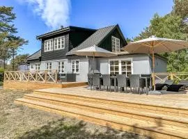 Nice Home In Nexø With Wifi