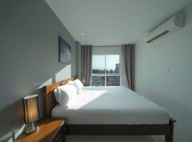 Mae Phim Grand Blue Condo 508 with pool and seaview，位于梅尔皮姆的海滩短租房