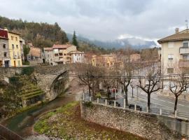 Hostal Cal Pericas，位于拉波夫拉-德利列特的酒店