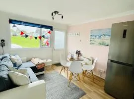 “BLISS ON THE BAY ” chalet in Sandown Bay Holiday Park