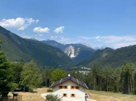 Casera Val Montina - Dolomiti Wild，位于Perarolo di Cadore的住宿加早餐旅馆