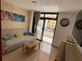 Apartment Modern 2 Playa del Ingles，位于圣巴托洛梅的公寓式酒店