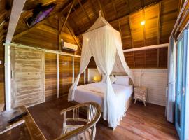 Sunset Hill Penida Resort，位于Toyapakeh的酒店