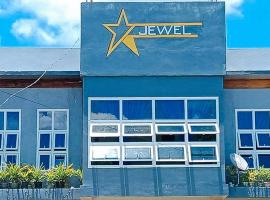 RedDoorz @ Star Jewel Lodge Apayao，位于Colonia Parcela Number One的酒店