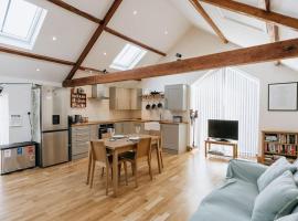 ELM HOUSE BARN - Converted One Bed Barn at the gateway to the Lake District National Park，位于High Hesket的酒店