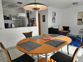 Komfortables 3-Zimmer Apartment in Schwetzingen zwischen Mannheim und Heidelberg，位于施韦青根的酒店