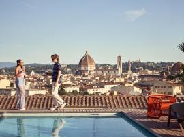 The Social Hub Florence Lavagnini，位于佛罗伦萨的带泳池的酒店