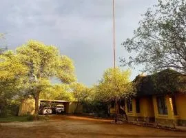 Hoedspruit Bush Cottage