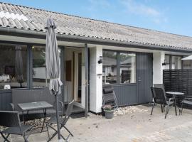 Apartment Arne - 20km from the sea in Western Jutland by Interhome，位于斯凯拜克的酒店