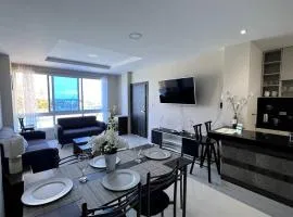 Escapate mirando el Mar Beach Front Apt Playas Ecu