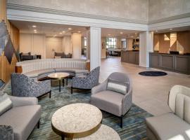 Delta Hotels Huntington Downtown，位于Lawrence County Airpark - HTW附近的酒店